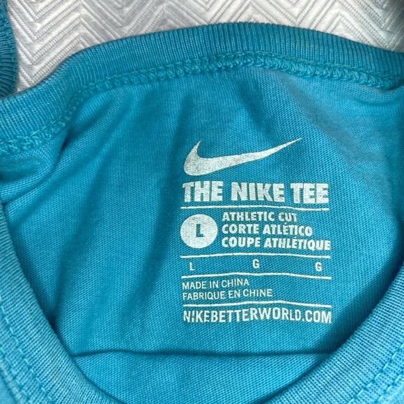 Nike Tank Top - Picture 3 of 3
